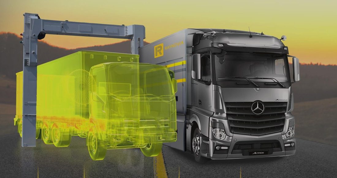 RAYNOVIA mobile truck scanner producing an X-ray image of a cargo truck